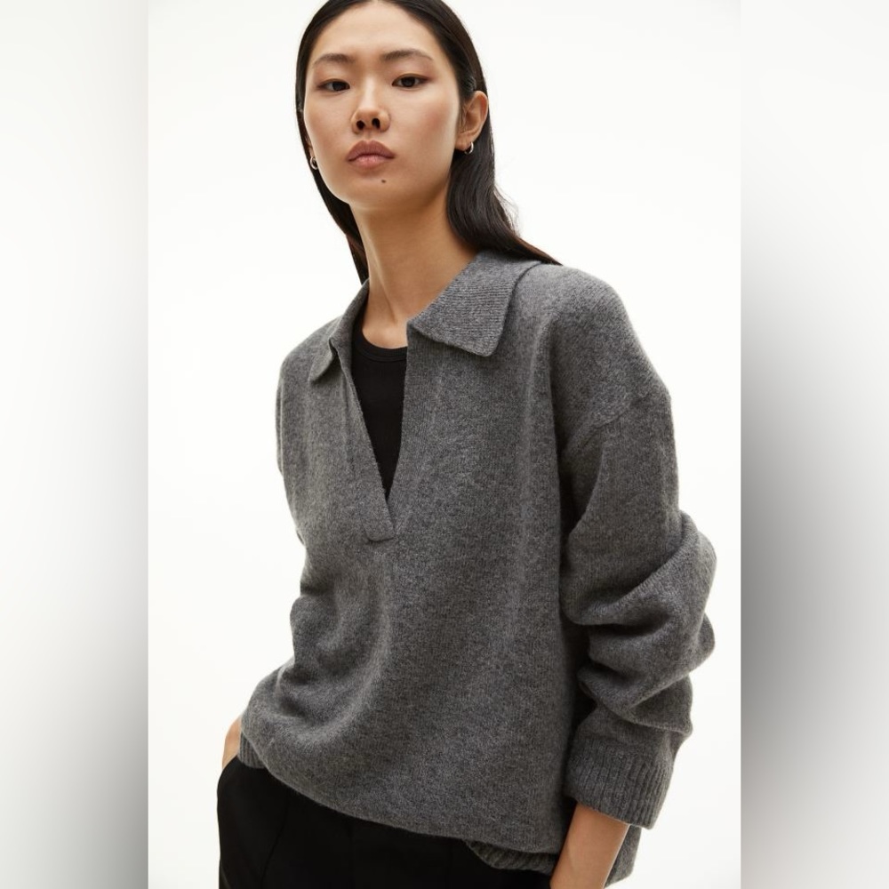 H&M Fine-Knit Collared Sweater Dark Gray Size Small NWT